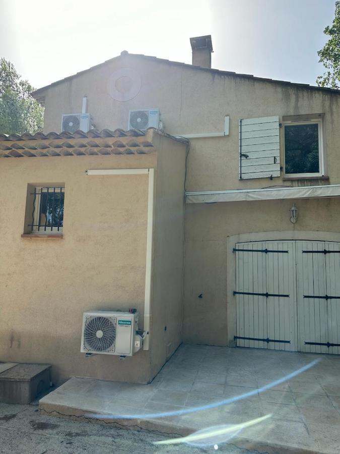 Villa Au Pied De La Sainte Victoire Puyloubier Extérieur photo